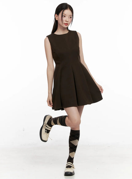 classic-pleated-flare-mini-dress-cn504