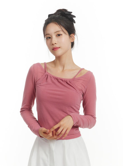 shirred-neck-long-sleeve-top-om405