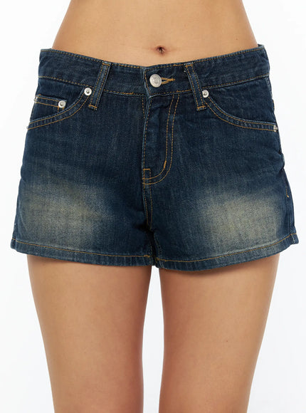 classic-washed-denim-shorts-cu517