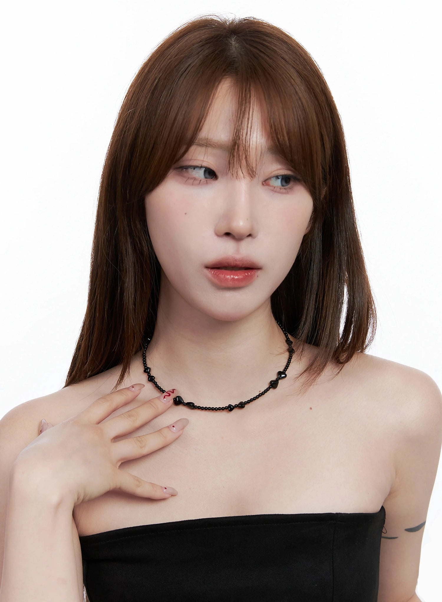 modern-heart-bead-necklace-ig528