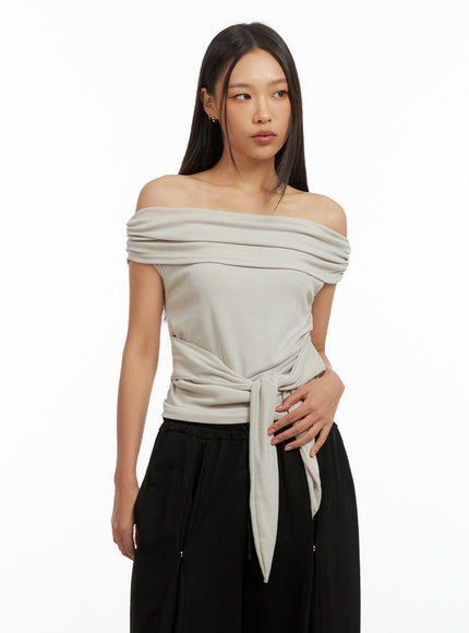 front-tie-off-shoulder-top-ig405