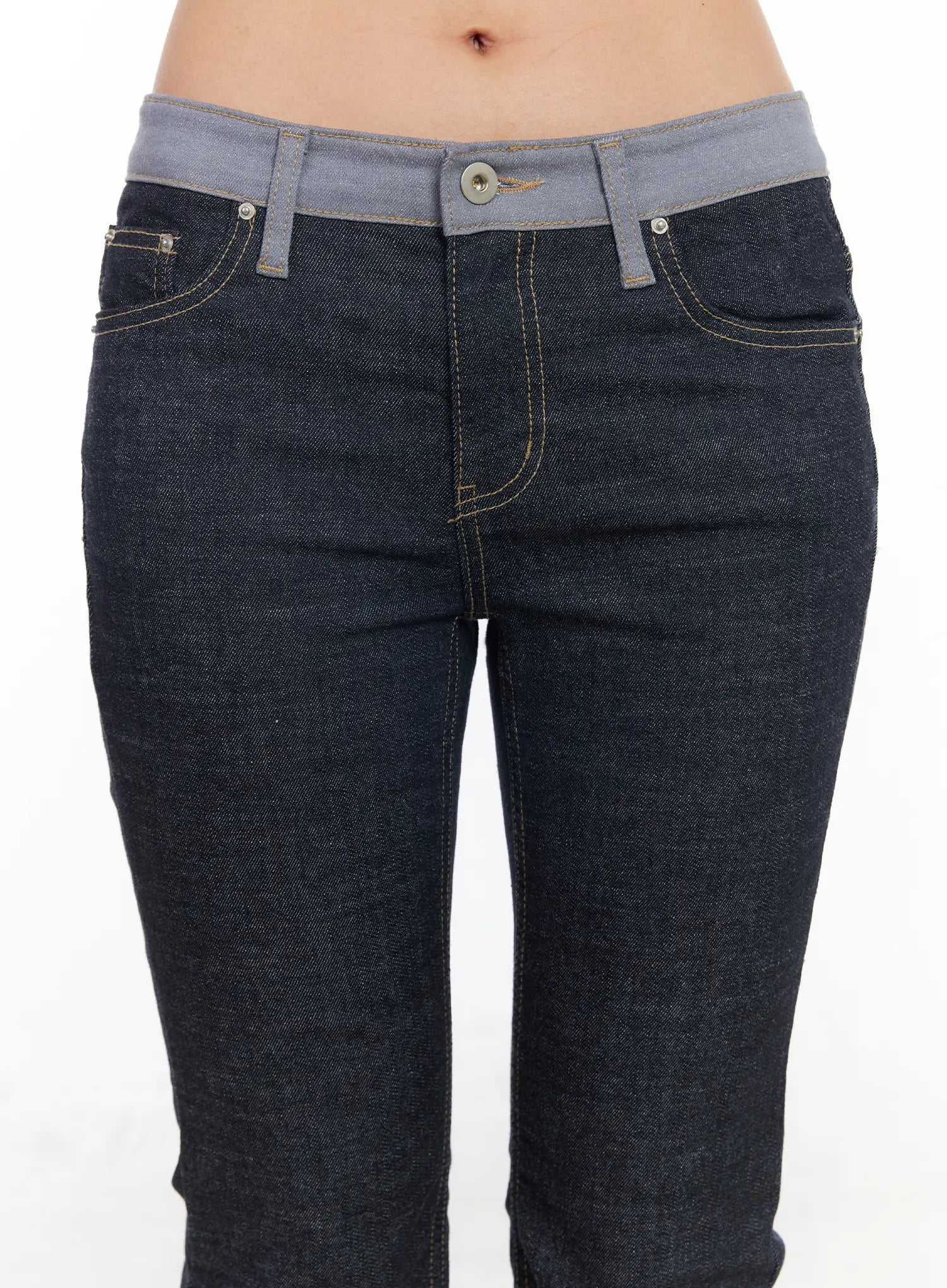 indy-stylish-bootcut-jeans-cm516