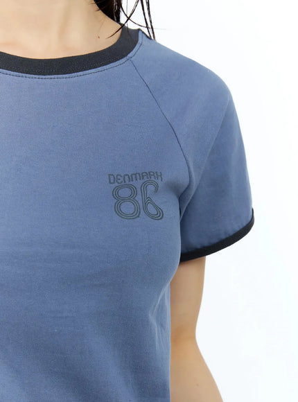 two-tone-graphic-tee-iu524