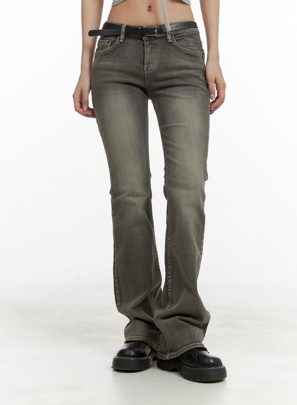 Low Rise Bootcut Jeans CA416 in dark gray, front mid-body shot on model, low-rise waistband with black belt, slim thigh tapering into a gentle bootcut flare hem.