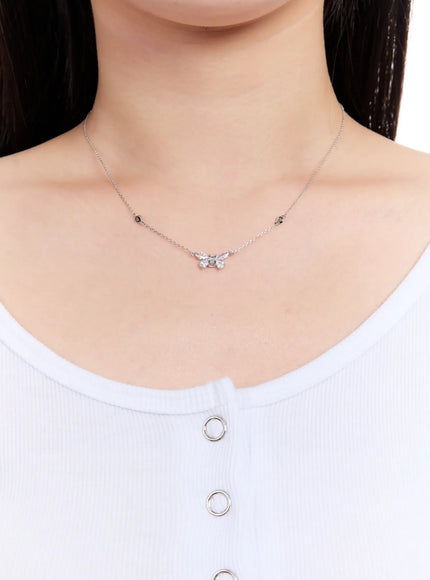 gaiman-cubic-necklace-iu527