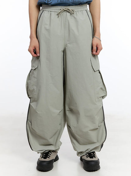 men-s-cargo-balloon-fit-windbreaker-pants-iy530