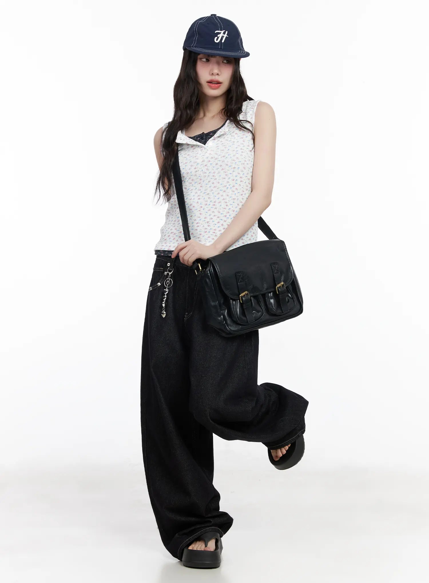 dulce-studded-wide-leg-jeans-cm526