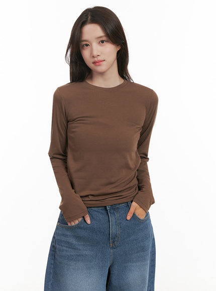 essential-slim-fit-round-neck-tee-ij510