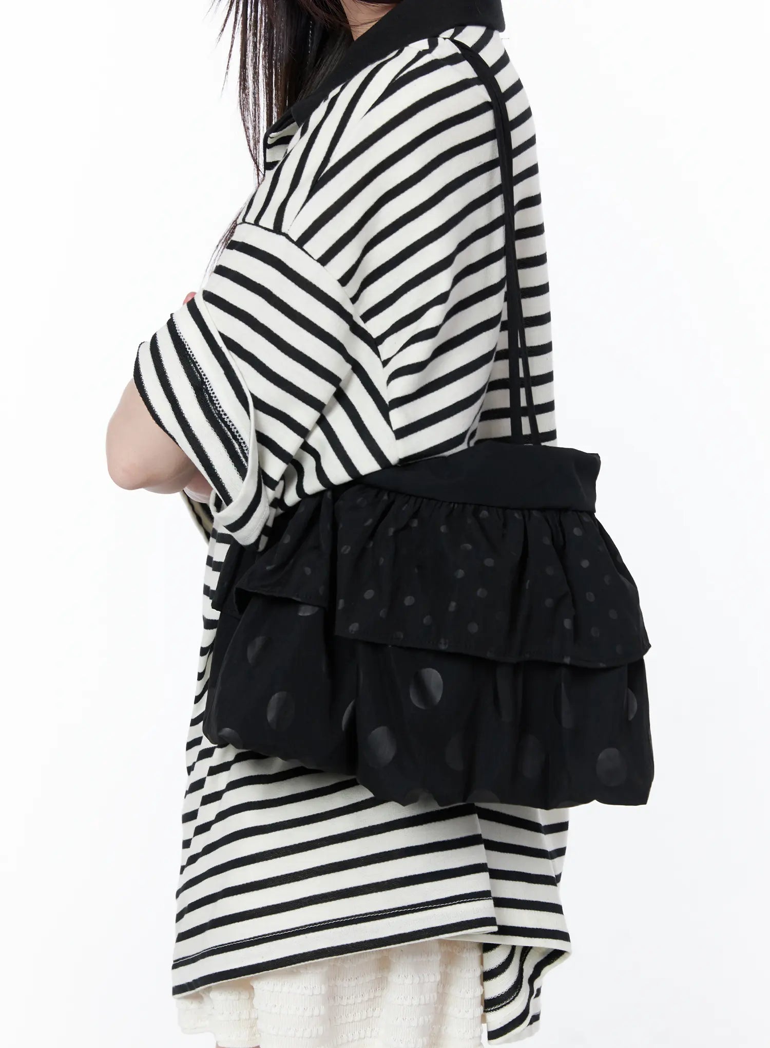 polka-dot-ruffle-shoulder-bag-cu519