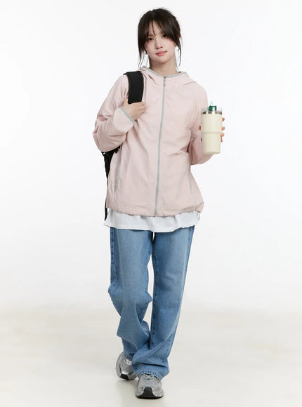 lightweight-hooded-windbreaker-cm505