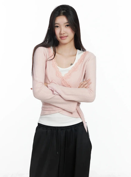 lace-trim-v-neck-wrap-top-im506