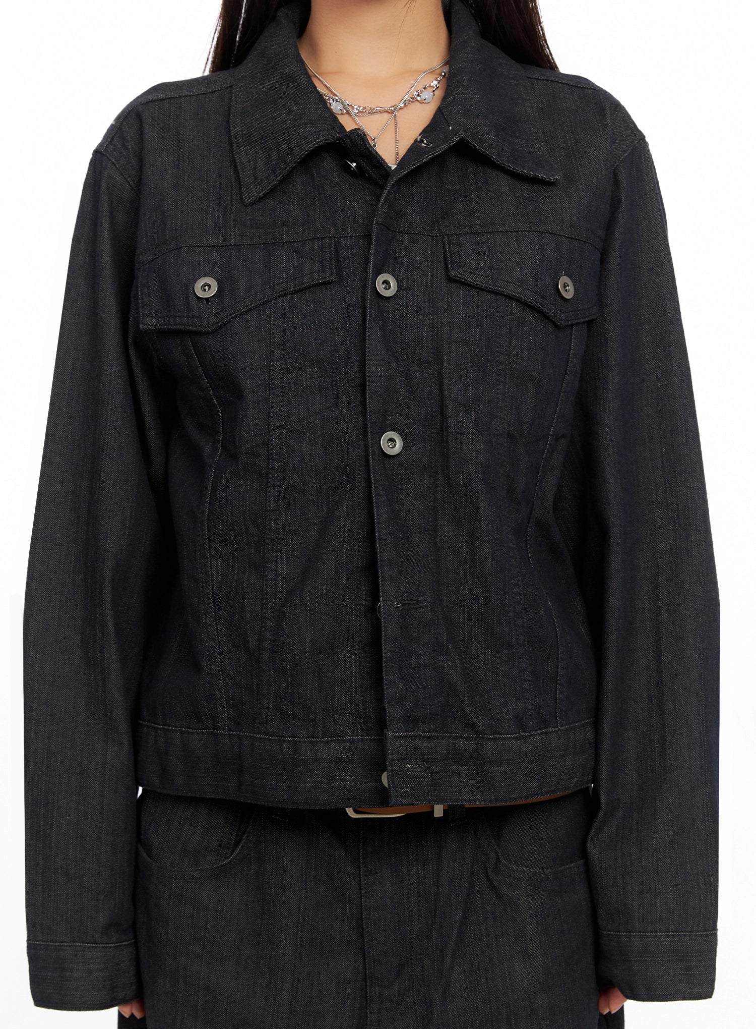 collared-button-up-denim-jacket-ig527