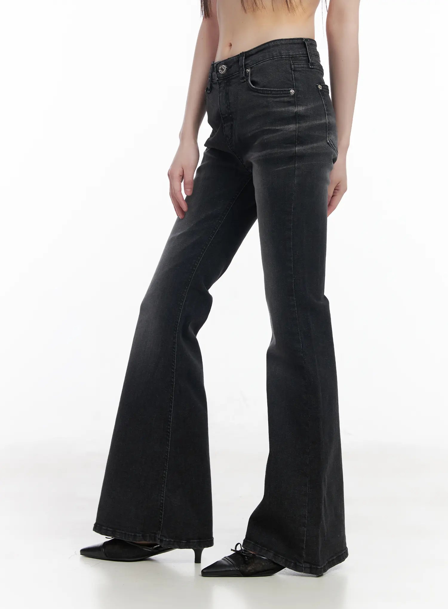 gio-washed-bootcut-jeans-cm524