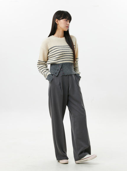 stripe-buttoned-sweater-os306