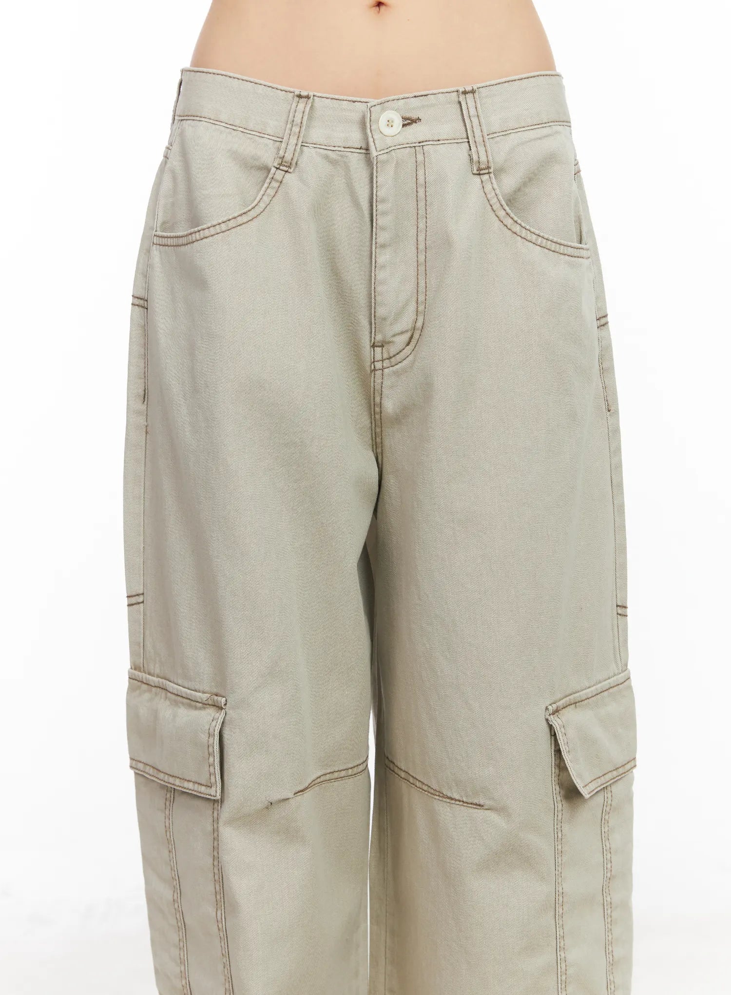 stitched-cargo-wide-leg-pants-cm526