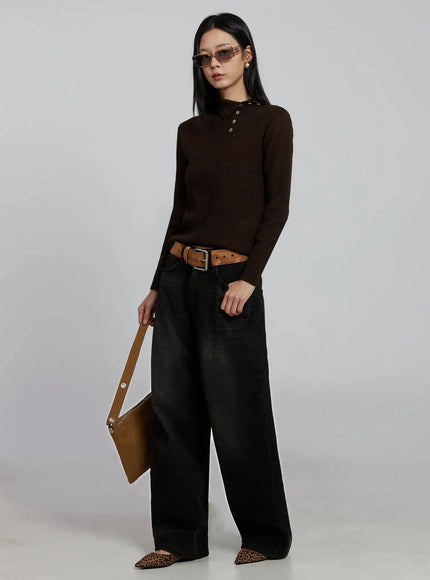 button-detail-high-neck-sweater-im520