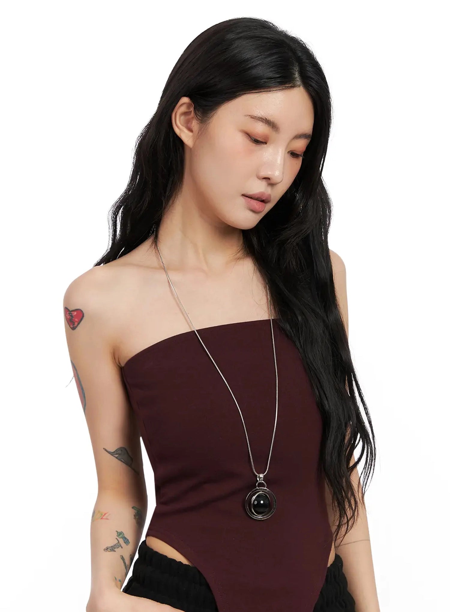 chic-minimal-pendant-necklace-in528