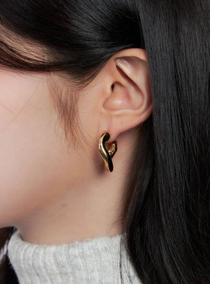 curved-hoop-earrings-cs523