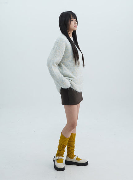 v-neck-knit-sweater-on310-1
