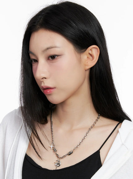 lunar-charm-chain-necklace-cg526