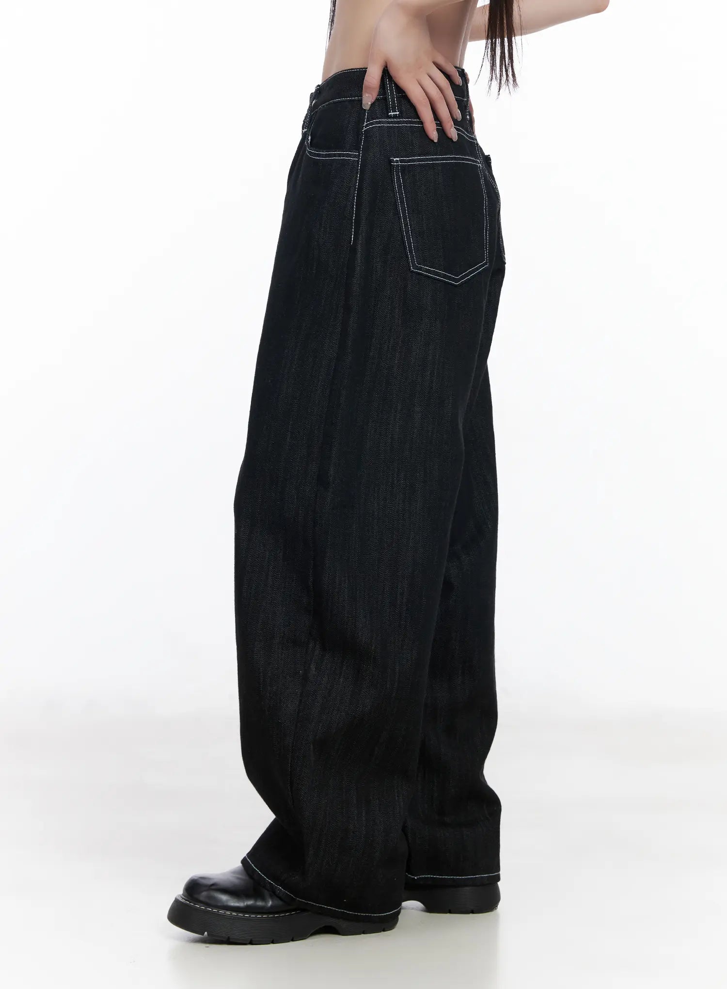 elliot-stitched-wide-leg-jeans-cf523