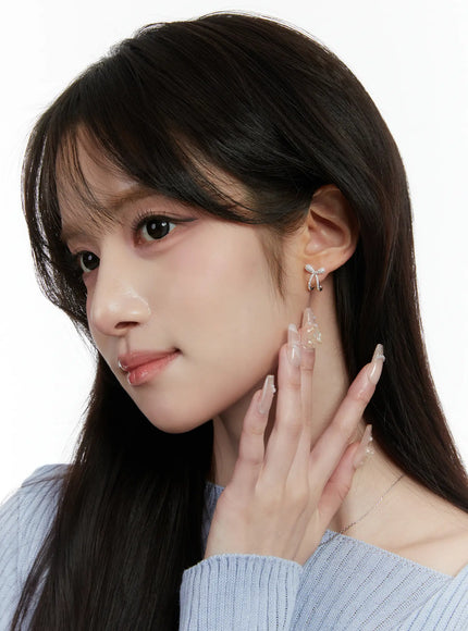 cubic-bow-stud-earrings-cd514