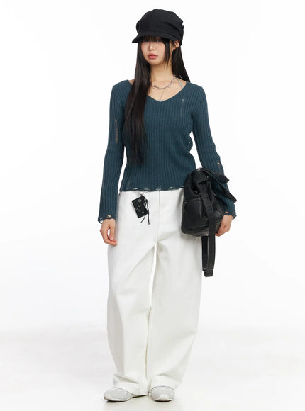 distressed-v-neck-knit-sweater-cf504