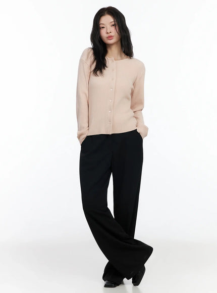 basic-slim-round-neck-cardigan-im524