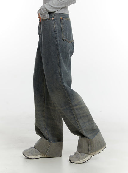 washed-straight-leg-roll-up-jeans-ca401