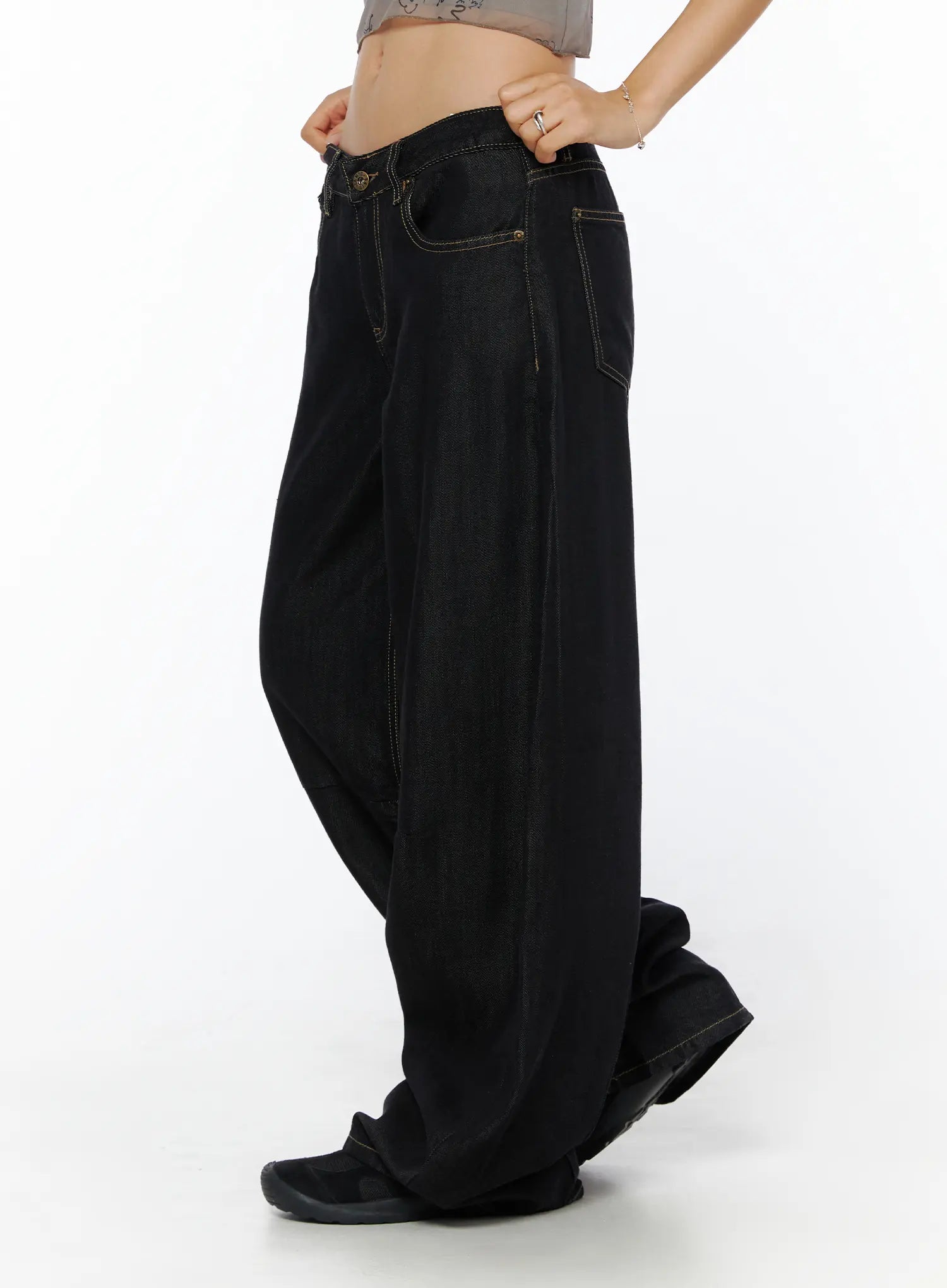 chandler-wide-leg-jeans-cu512