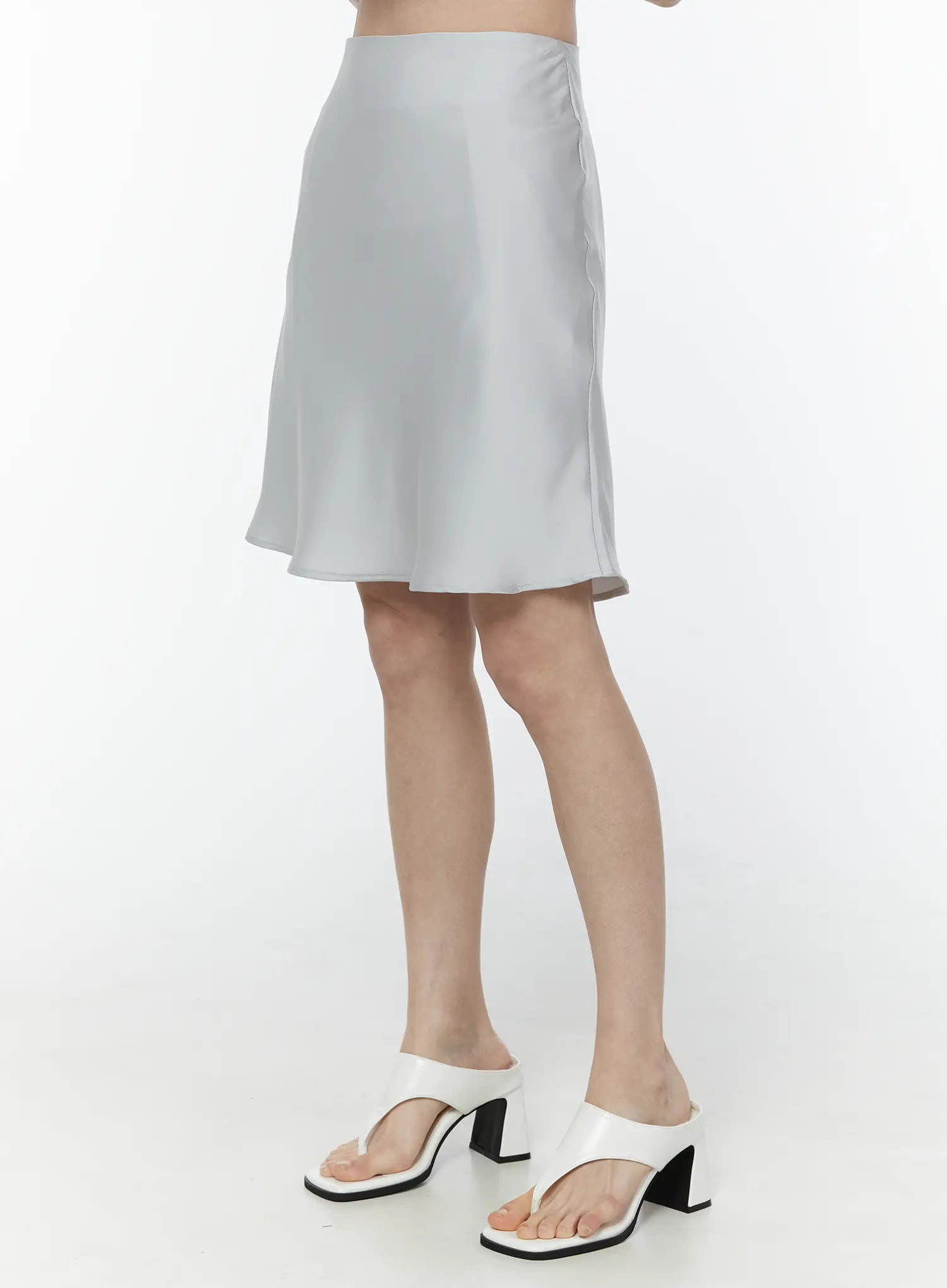 satin-midi-skirt-iu505