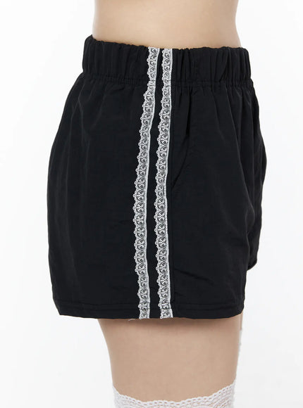 lace-detail-track-shorts-cu511