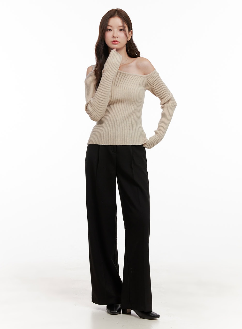 pintuck-solid-wide-fit-pants-od403