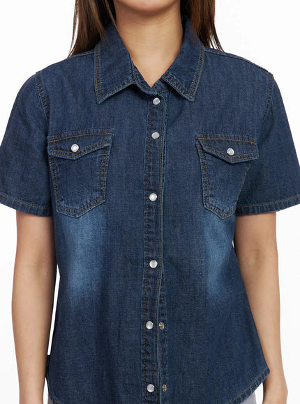short-sleeve-denim-button-up-shirt-iy501