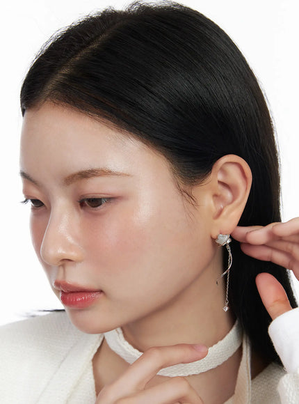 asymmetric-star-earrings-cj523