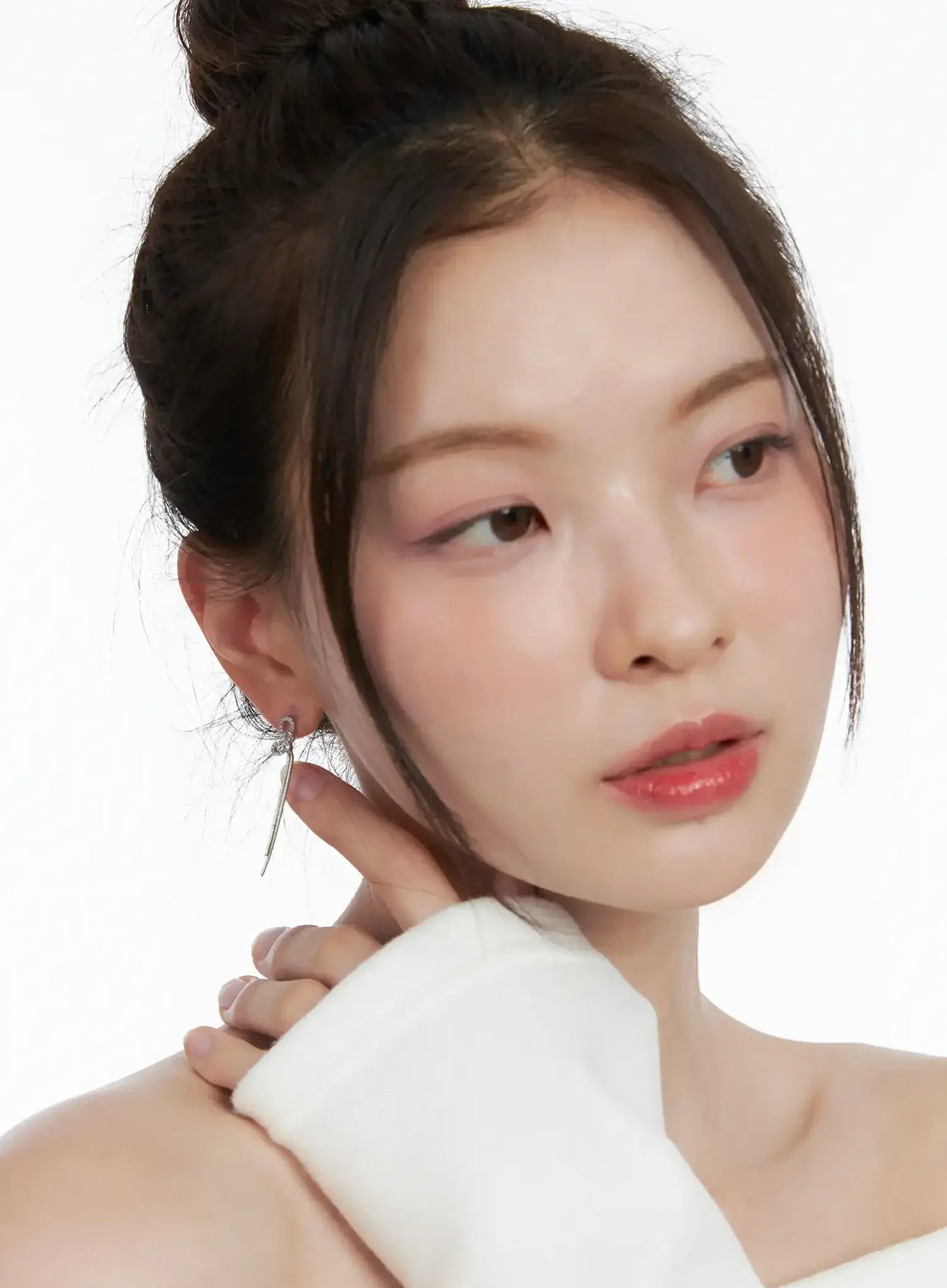 Elegant Wing Drop Earrings IN510