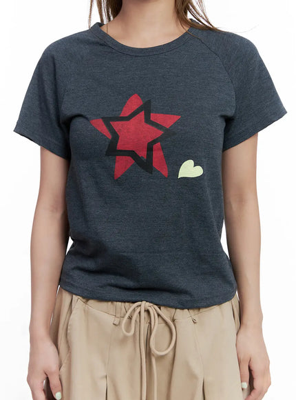 star-graphic-short-sleeve-top-cl514