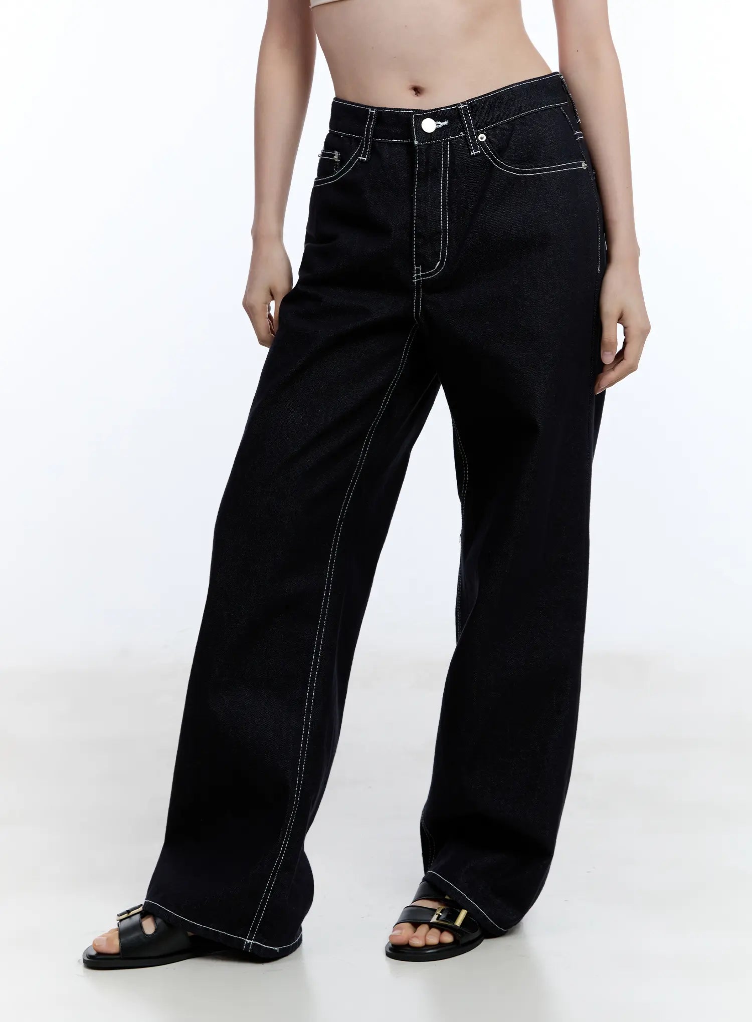 Nayeon No-Fade Denim Jeans CU513 in dark blue, front close-up from waist to hem on model, highlighting white contrast stitching, mid-rise waistband, and wide-leg cotton denim.