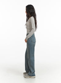 solid-straight-leg-jeans-cf407