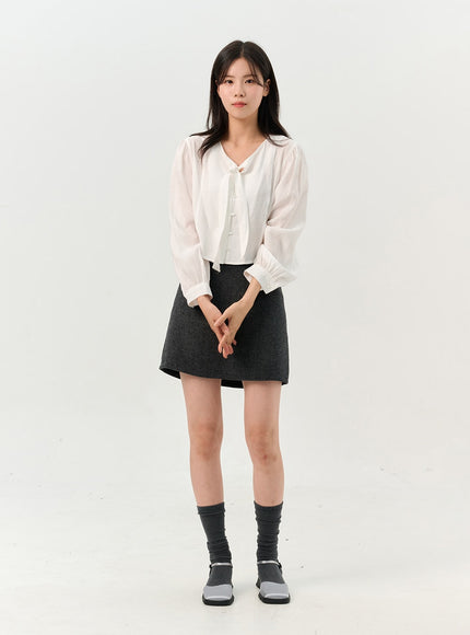 buttoned-tie-collared-blouse-oo327