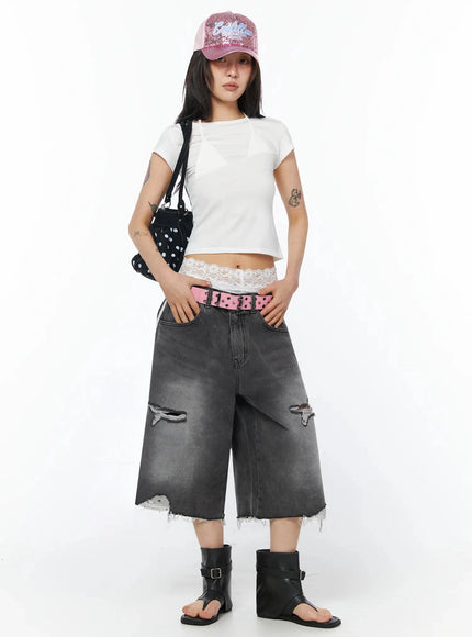 elya-distressed-bermuda-jorts-iu509