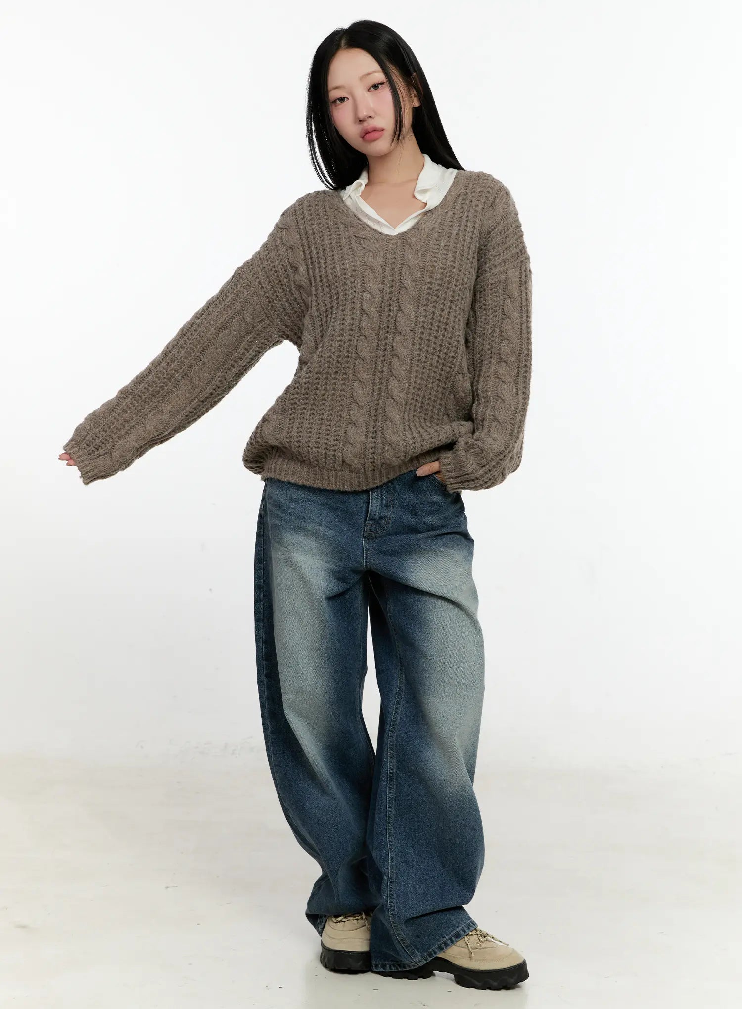 cozy-cable-knit-oversized-v-neck-sweater-cn505