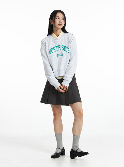 embroidered-letter-sweatshirt-oo323