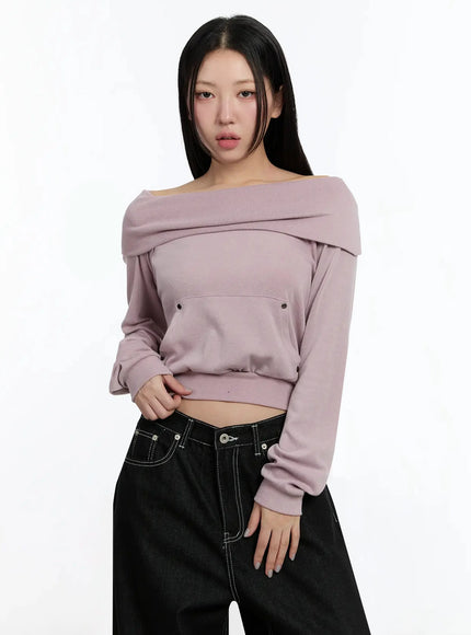 off-shoulder-hooded-sweatshirt-im513