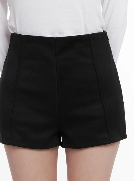 classic-pintuck-shorts-cn504