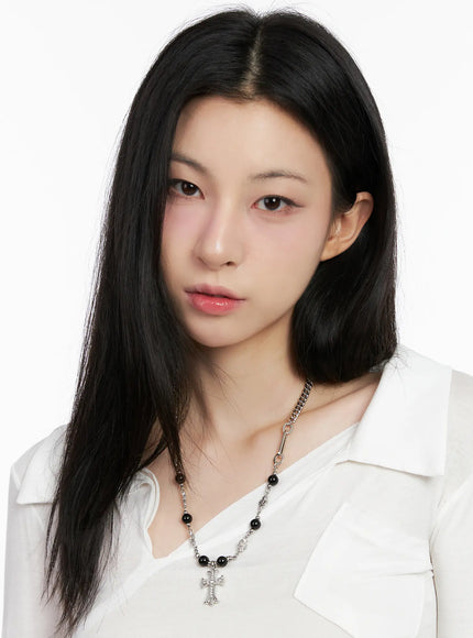 gothic-cross-pendant-necklace-cg526