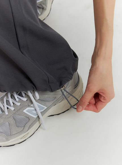 pintuck-cargo-wide-leg-pants-if402