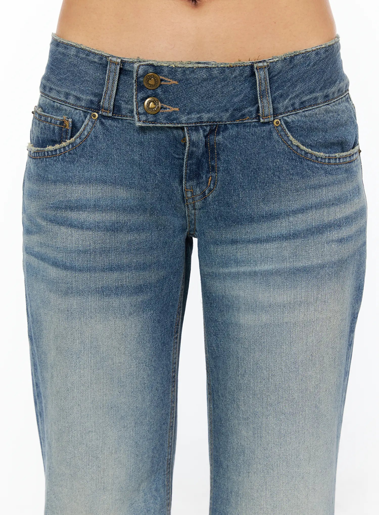 raleigh-double-button-low-rise-bootcut-flared-jeans-cu518