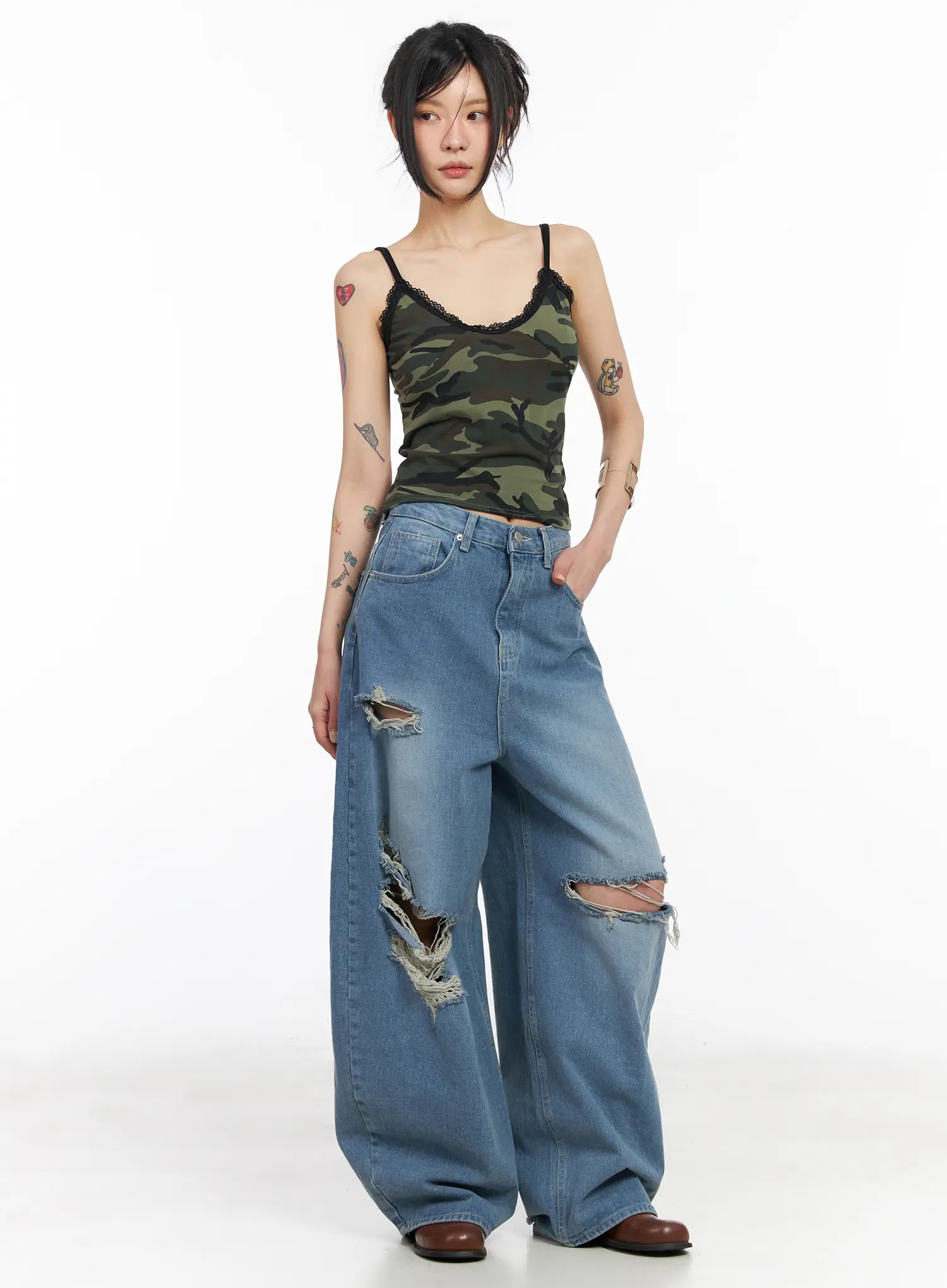 lylah-ripped-wide-leg-jeans-cm517
