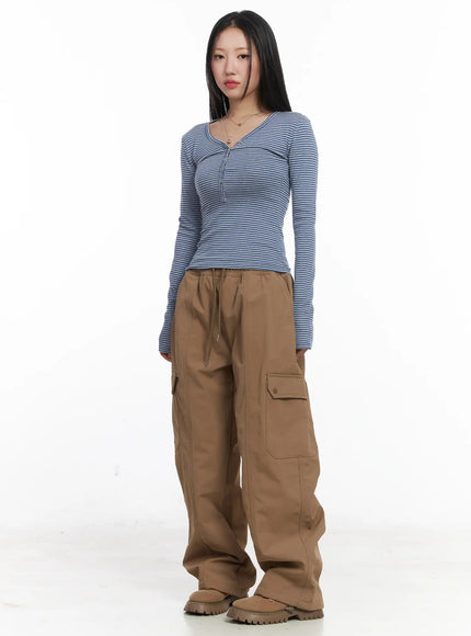wide-leg-cargo-pants-cd530